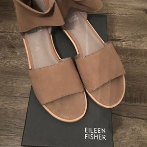 Brand new sandals- size 8